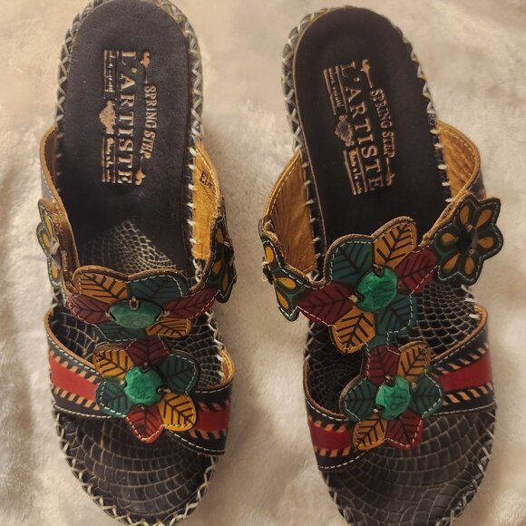 L'Artiste "Spring Step" Edrea Black/Multi color Leather Wedge Floral Sandal - Picture 4 of 6